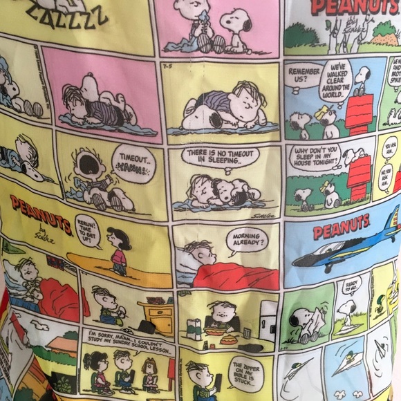 SNOOPY & PEANUTS Mixed Media Pink Sweatshirt Sz 2 - Picture 5 of 5